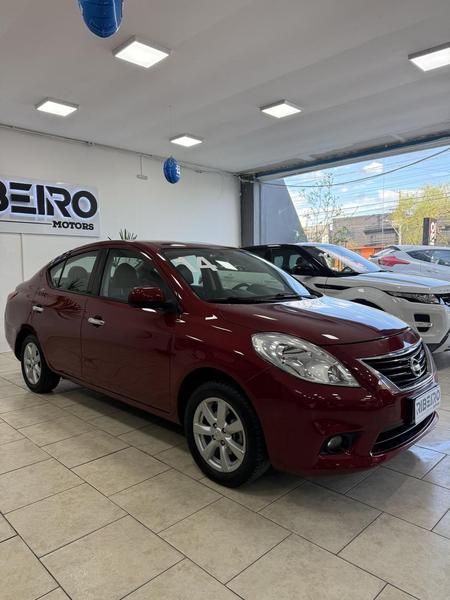 Nissan Versa 2015 - Foto 2