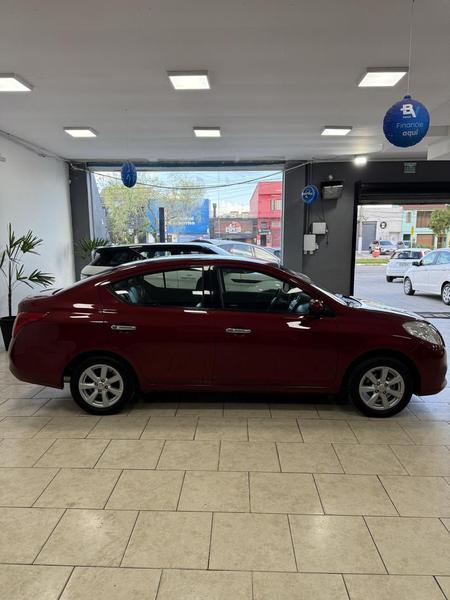 Nissan Versa 2015 - Galeria 3