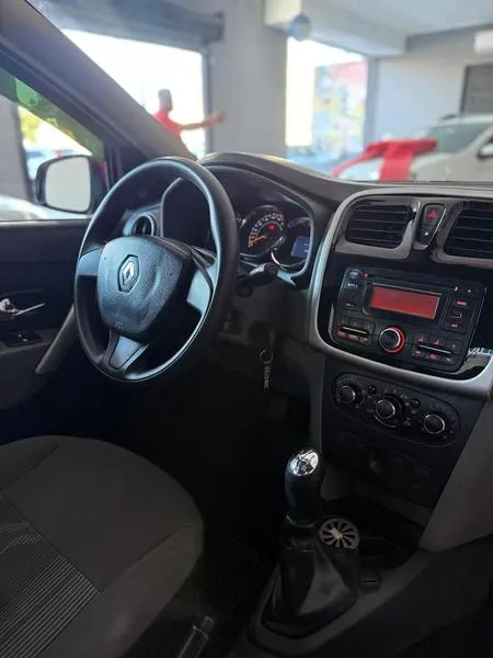 Renault Logan 2019 - Galeria 7